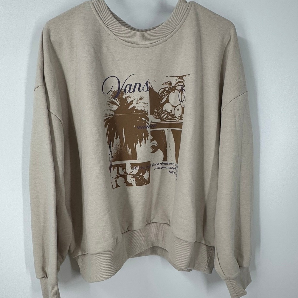 Vans Sliced Retro Crew Sweatshirt Pullover Women Large Oatmeal Beige Graphic NEW
